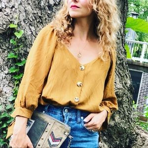 3/4 Sleeve Sweetheart Neck Blouse